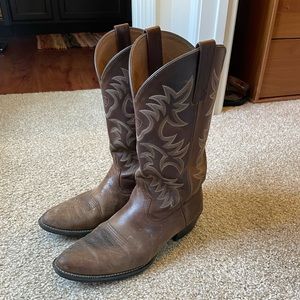 Ariat Heritage R-Toe Boots